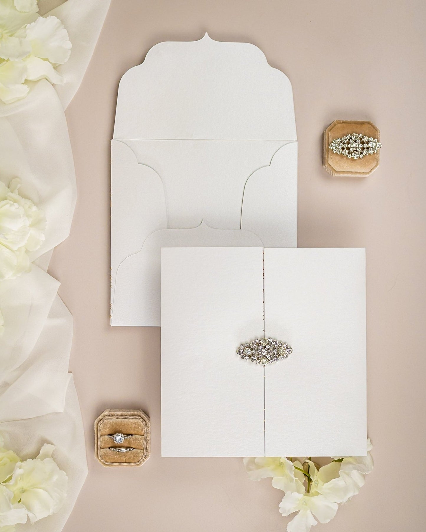 "Abella" - Faire-part de mariage chic, élégant et romantique avec dorure or - Wedding stationery - Création Luxe Carterie Studio