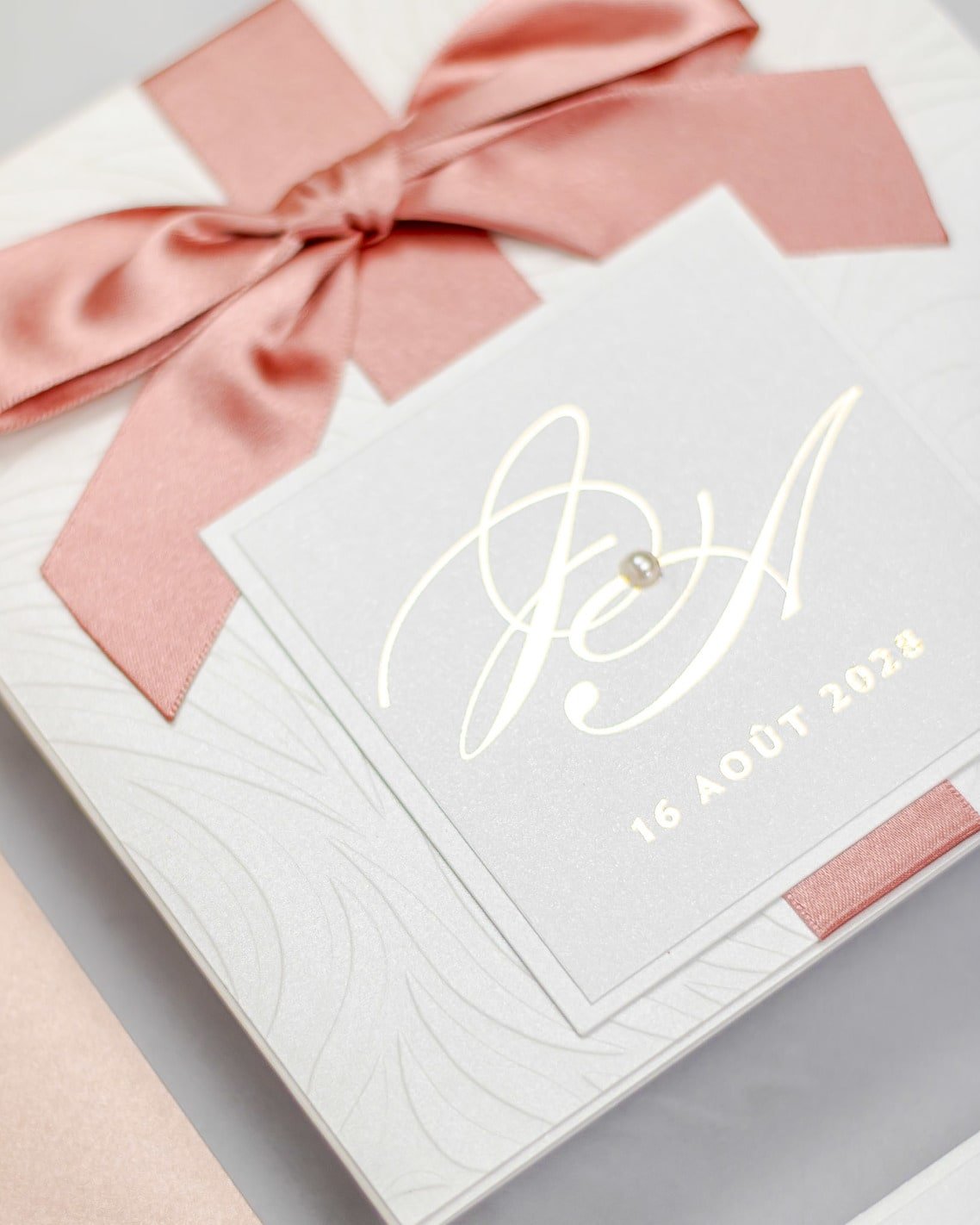 "Alice" - Faire-part de mariage chic, élégant et romantique avec dorure or - Wedding stationery - Création Luxe Carterie Studio