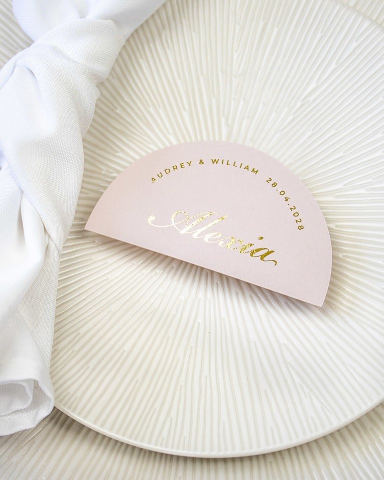 "Asia - Marque-place" – Marque-place chic, élégant et romantique avec dorure or pour réception de mariage – Papeterie de mariage - Wedding stationery - Création Luxe Carterie Studio