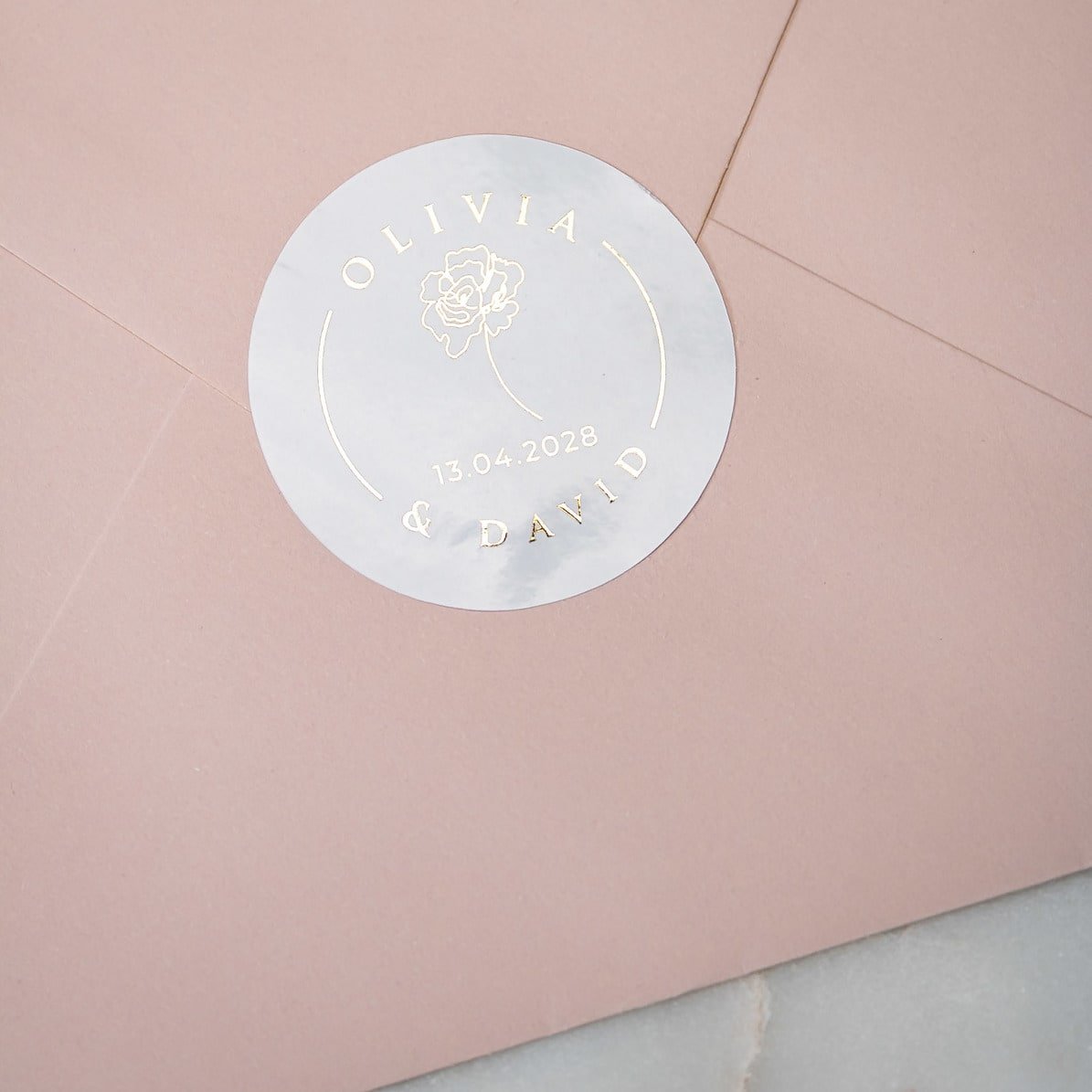 "Aurora - Sticker" - Faire-part de mariage chic, élégant et romantique avec dorure or - Wedding stationery - Création Luxe Carterie Studio