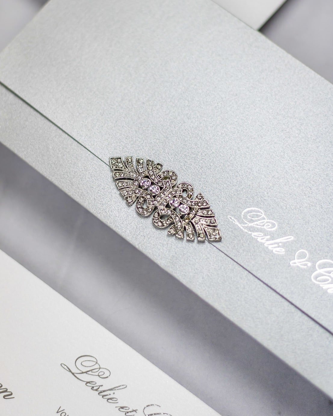 "Azalée" - Faire-part de mariage luxueux, chic et élégant avec dorure argent – Wedding stationery - Création Luxe Carterie Studio