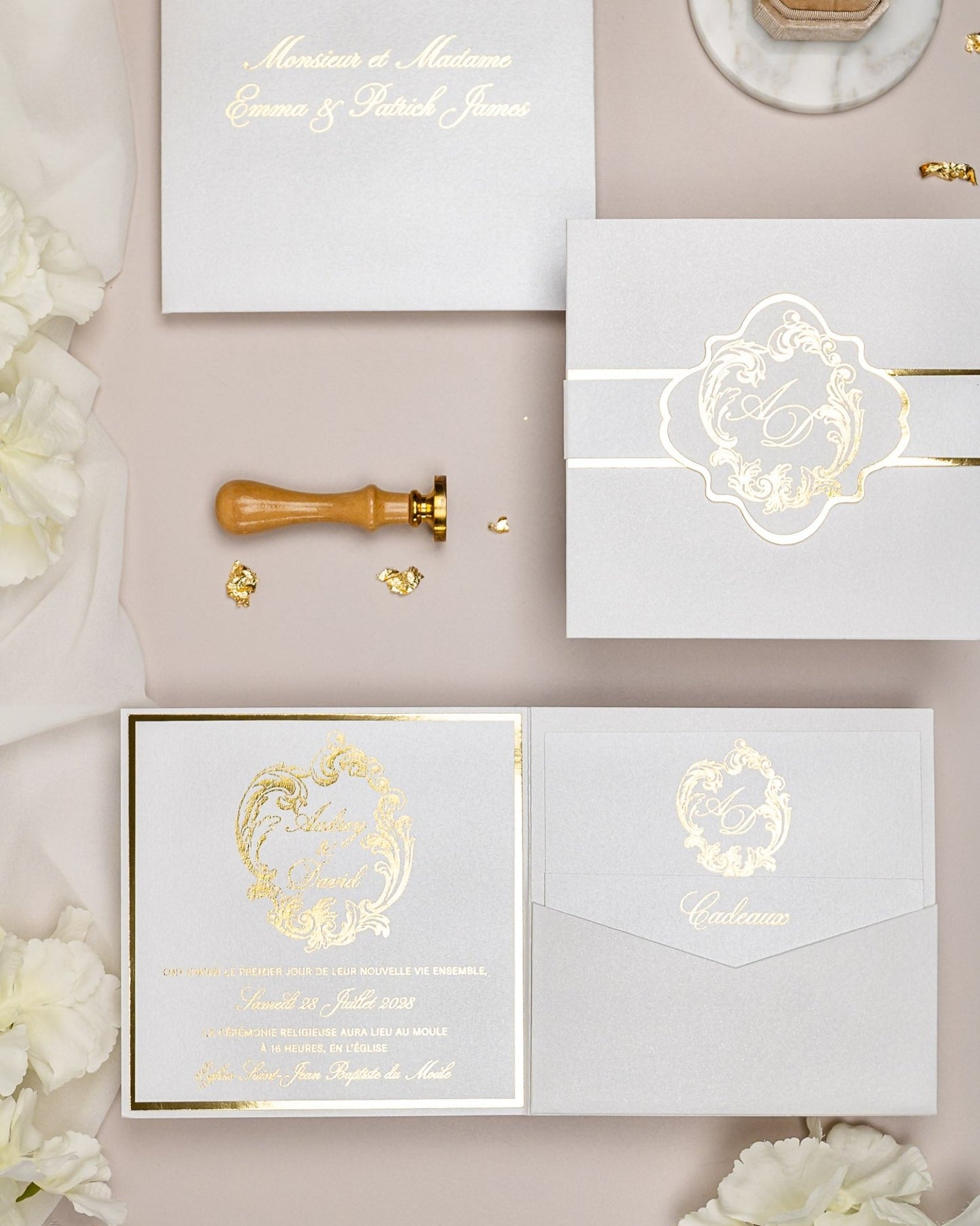 "Bleuet" - Faire-part de mariage chic, élégant et romantique avec dorure or - Wedding stationery - Création Luxe Carterie Studio