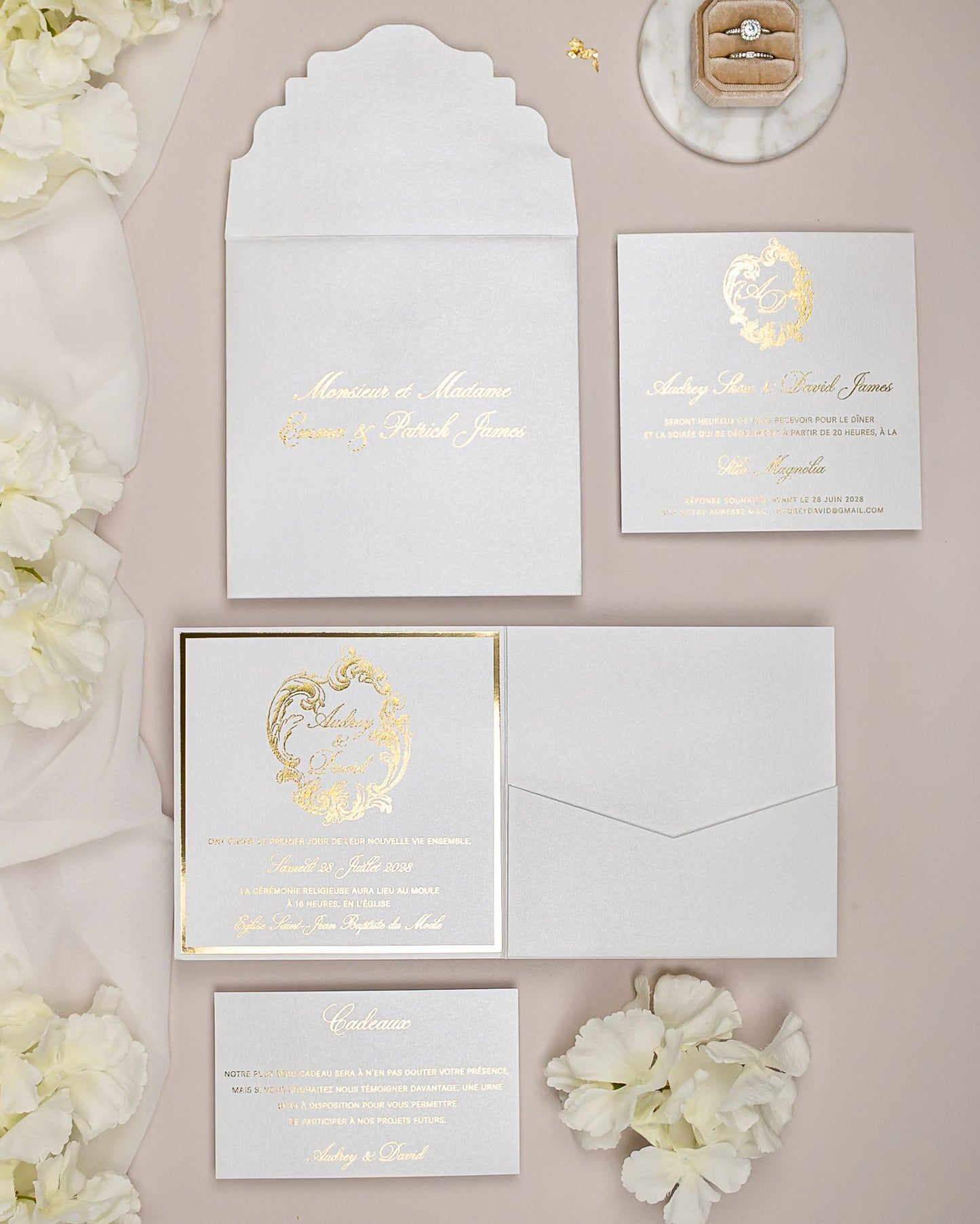 "Bleuet" - Faire-part de mariage chic, élégant et romantique avec dorure or - Wedding stationery - Création Luxe Carterie Studio