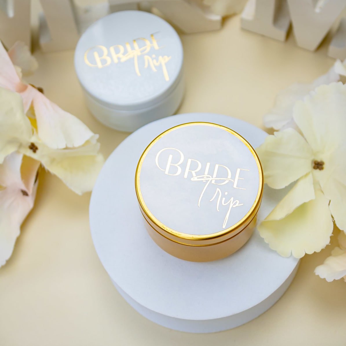 "Bride Tripe - Sticker" - Sticker EVJF sur mesure – Bride Trip - Accessoire chic pour enterrement de vie de jeune fille – Papeterie de mariage moderne – Wedding stationery - Création Luxe Carterie Studio