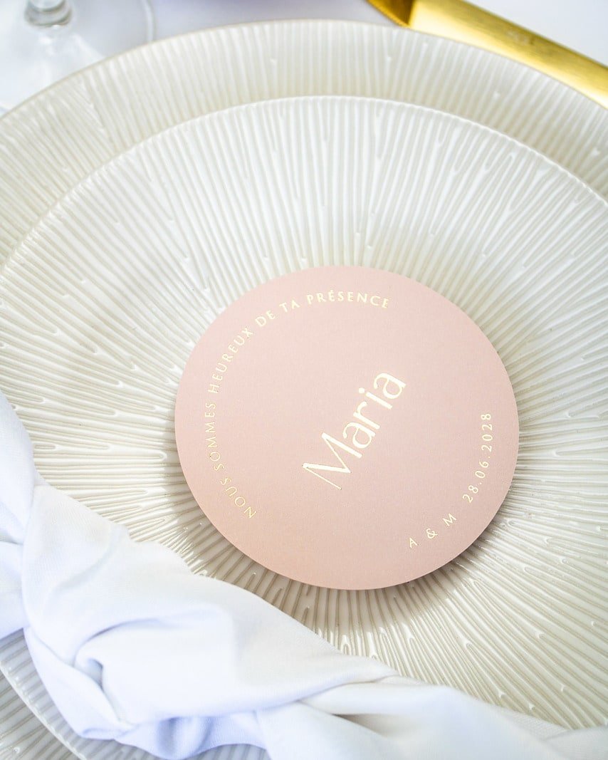 "Chiara - Marque-place" – Marque-place chic, élégant et romantique avec dorure or pour réception de mariage – Papeterie de mariage - Wedding stationery - Création Luxe Carterie Studio