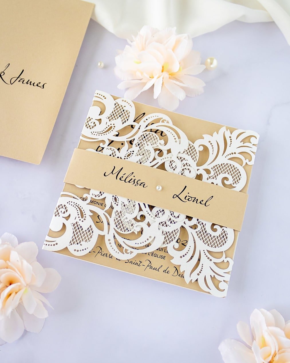 "Délicate" - Faire-part de mariage laser cut élégant et romantique avec dorure or - Wedding stationery - Création Luxe Carterie Studio