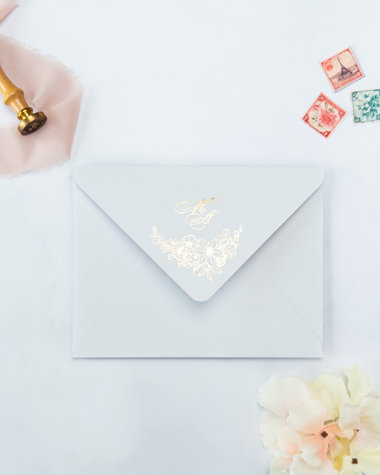 DOUCEUR - Enveloppe épaisse Initiales - Enveloppe - 12 cm x 16.5 cm - Luxe Carterie Studio