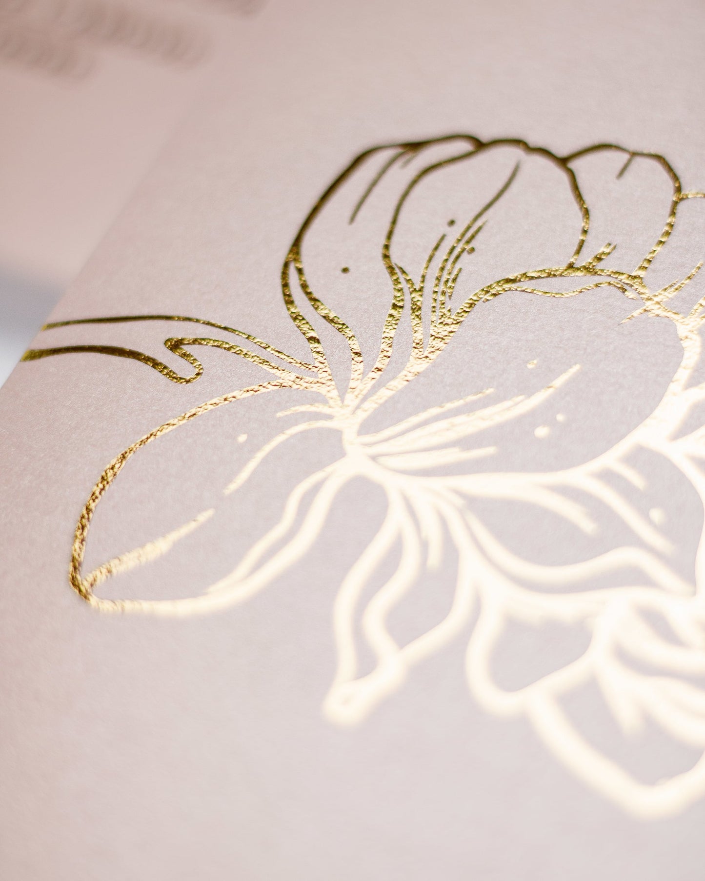 "Alamanda" - Faire-part de mariage chic, élégant et romantique avec dorure or - Wedding stationery - Création Luxe Carterie Studio