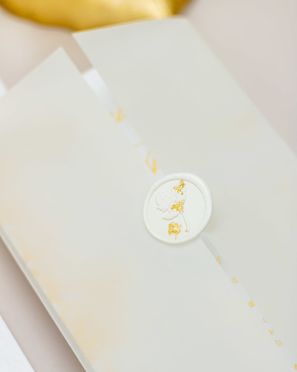 "Félicie" - Faire-part de mariage chic, élégant et romantique avec dorure or - Wedding stationery - Création Luxe Carterie Studio