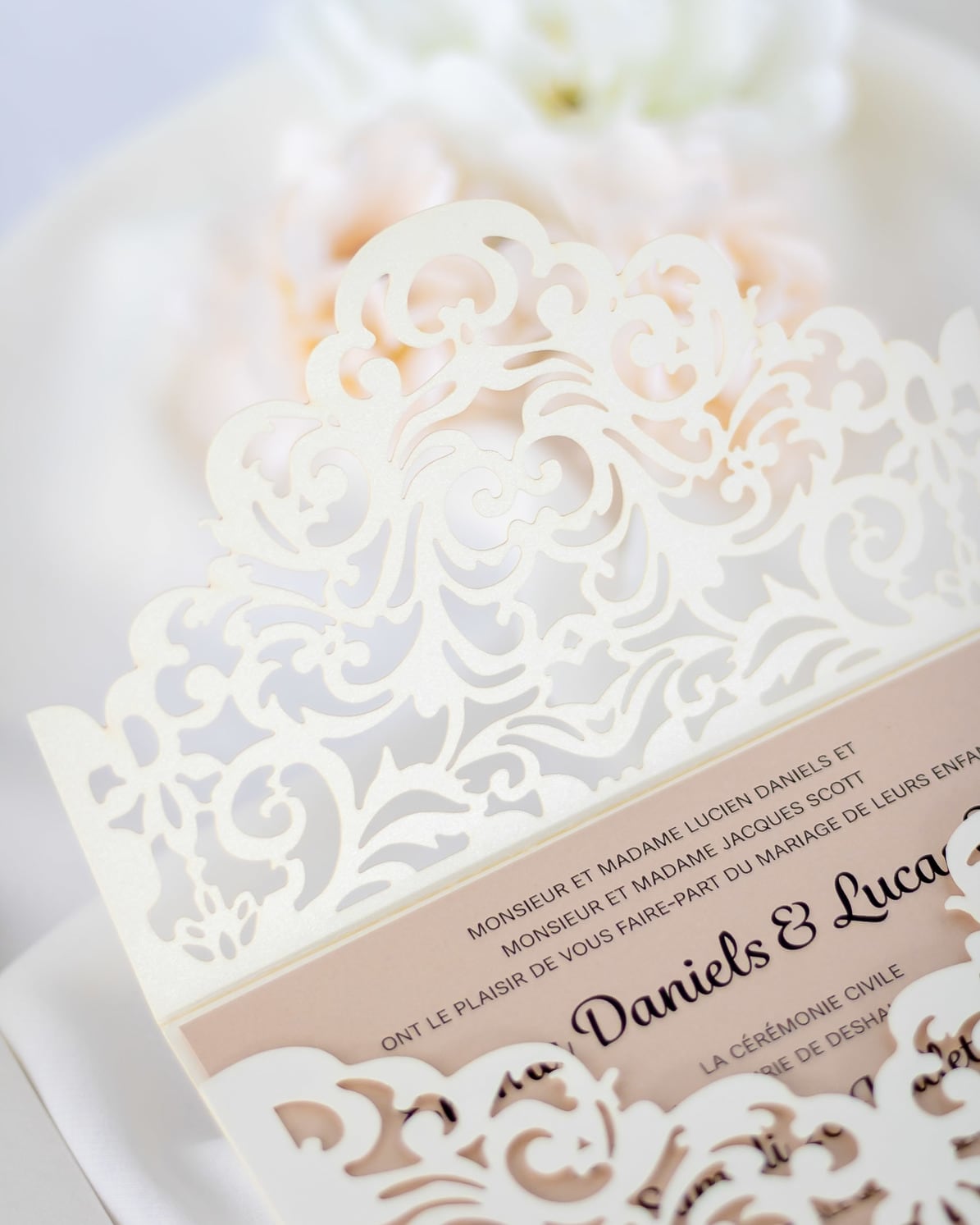 "Jade" - Faire-part de mariage laser cut élégant et romantique avec dorure or - Wedding stationery - Création Luxe Carterie Studio