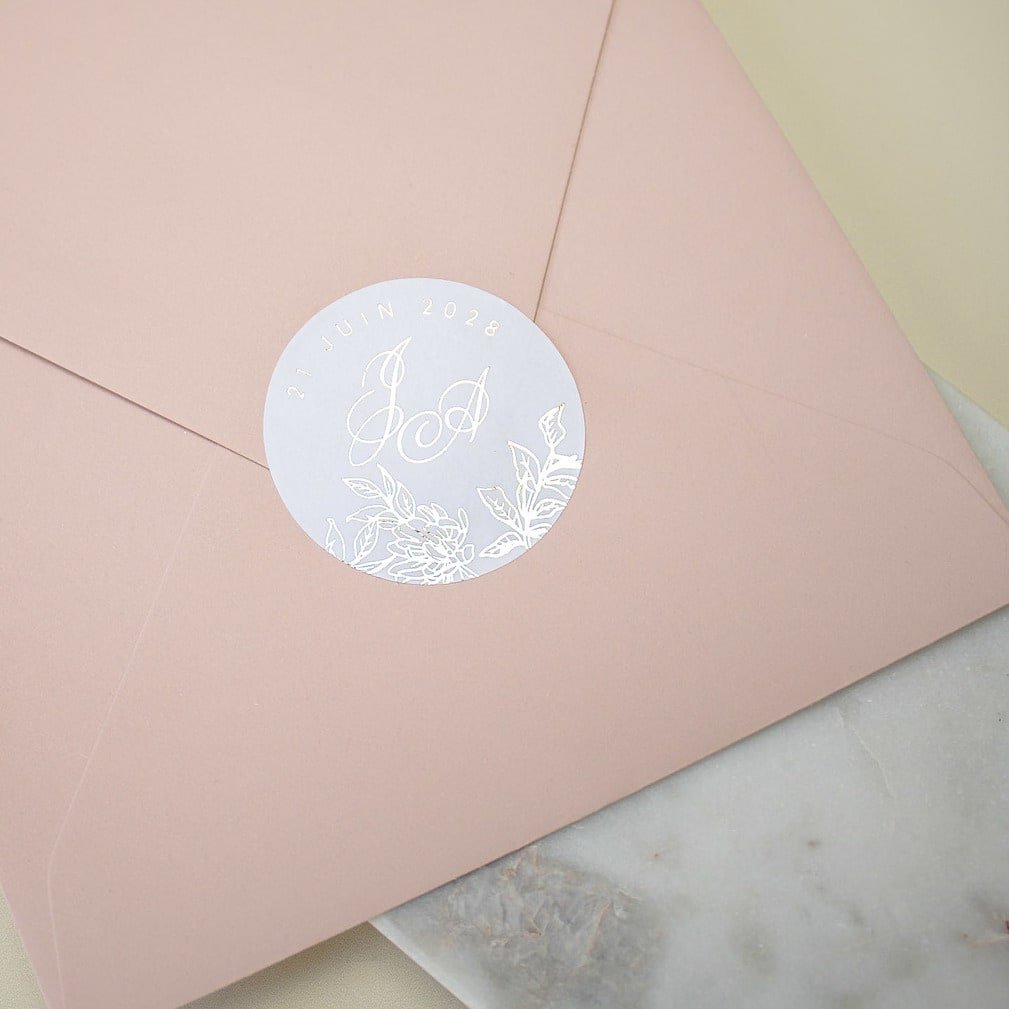 "Lia - Sticker" - Faire-part de mariage chic, élégant et romantique avec dorure or - Wedding stationery - Création Luxe Carterie Studio