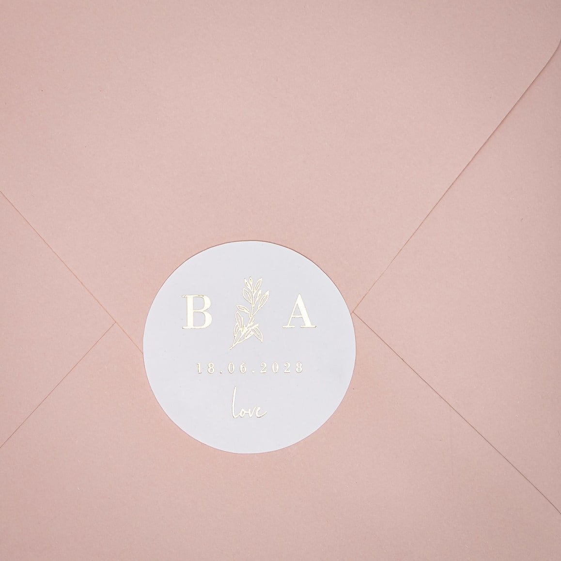 "Lila - Sticker" - Faire-part de mariage chic, élégant et romantique avec dorure or - Wedding stationery - Création Luxe Carterie Studio