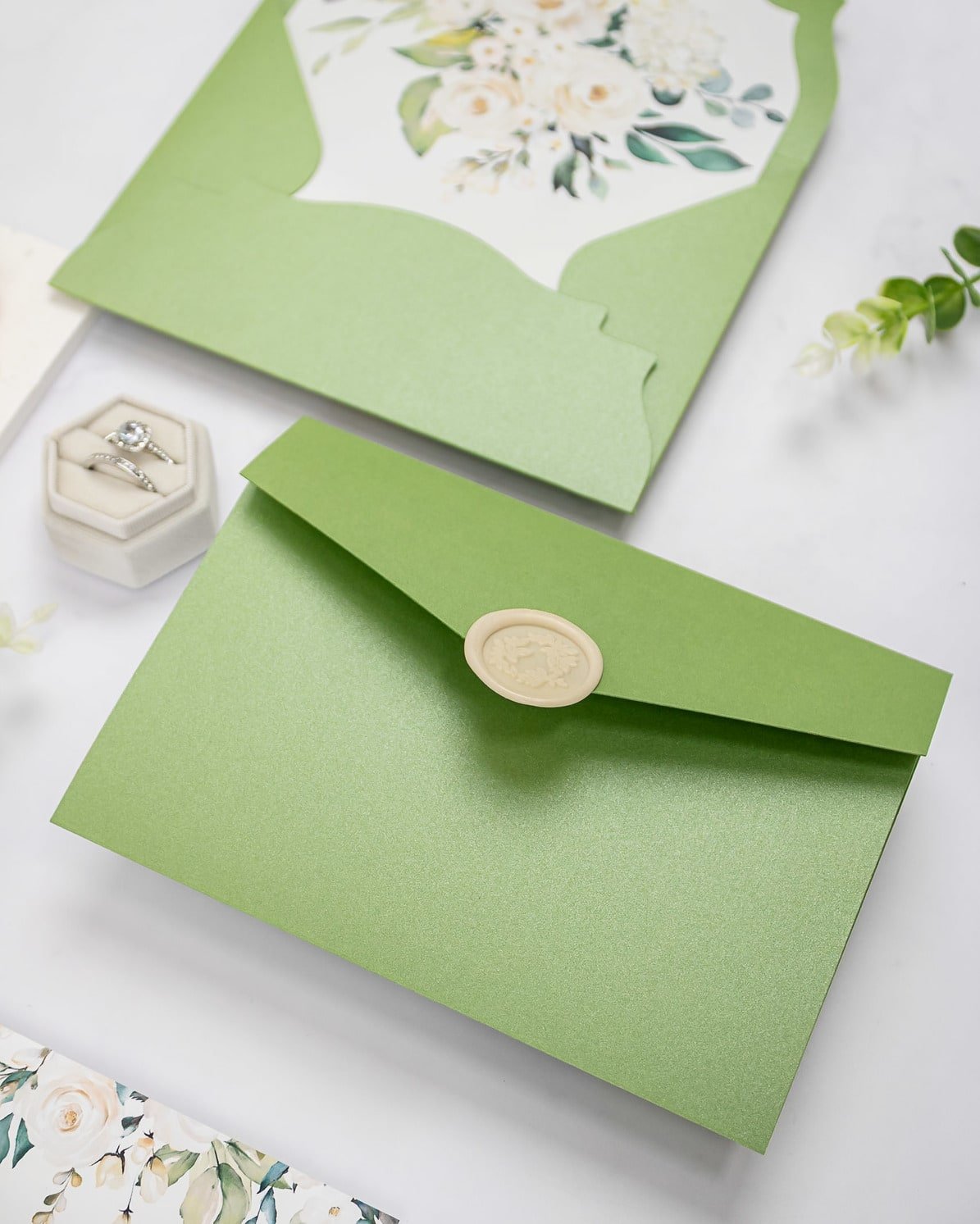 "Maud" - Faire-part de mariage fleuris élégant et romantique avec dorure or et wax seal – Wedding stationery - Création Luxe Carterie Studio