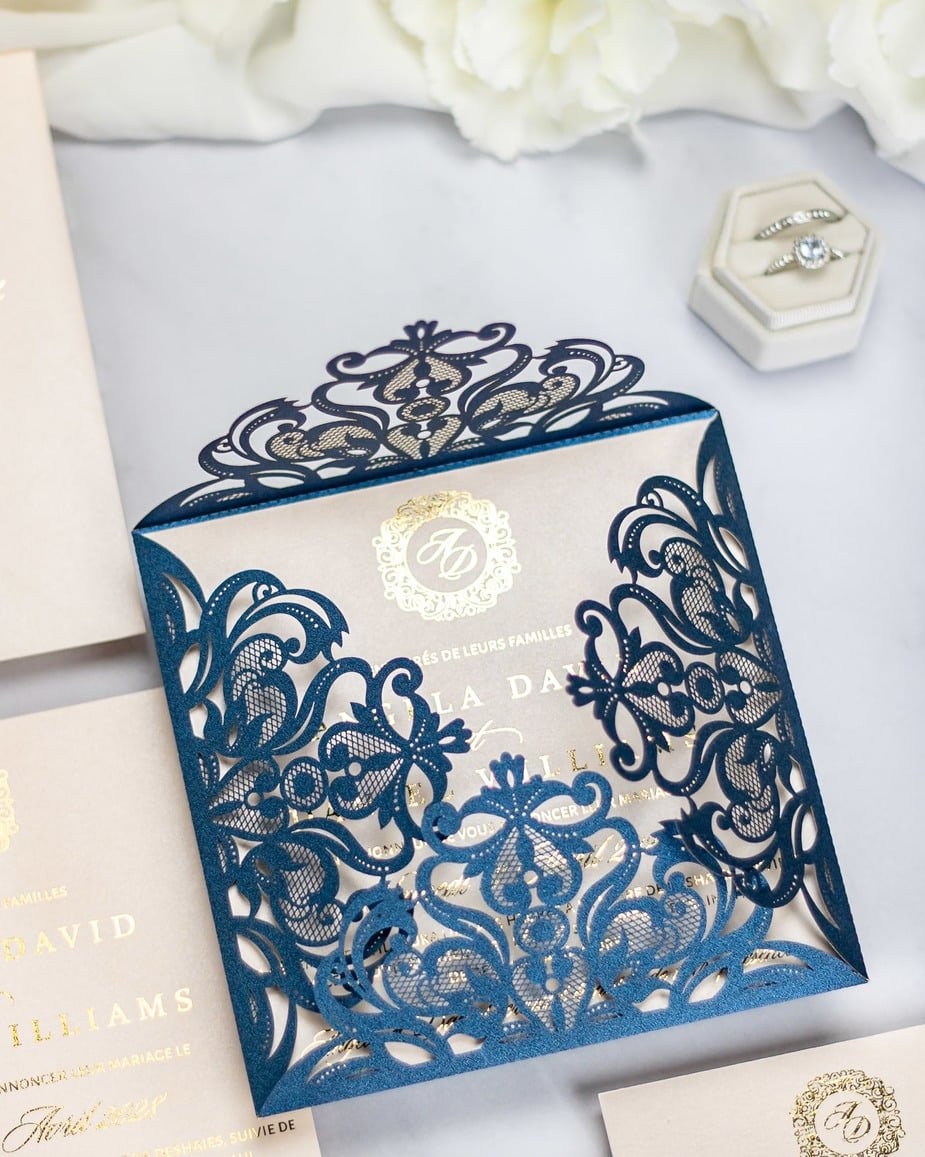 "Oeillet" - Faire-part de mariage laser cut élégant et romantique avec dorure or - Wedding stationery - Création Luxe Carterie Studio