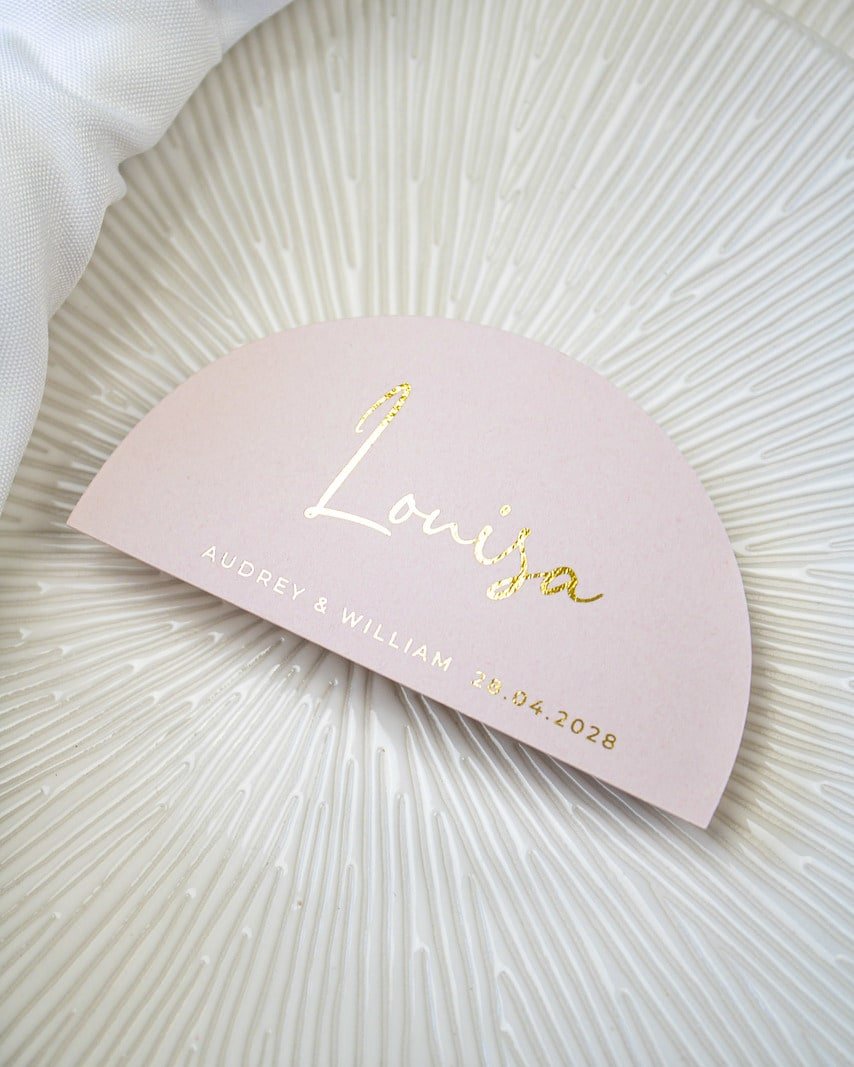 "Paula - Marque-place" – Marque-place chic, élégant et romantique avec dorure or pour réception de mariage – Papeterie de mariage - Wedding stationery - Création Luxe Carterie Studio