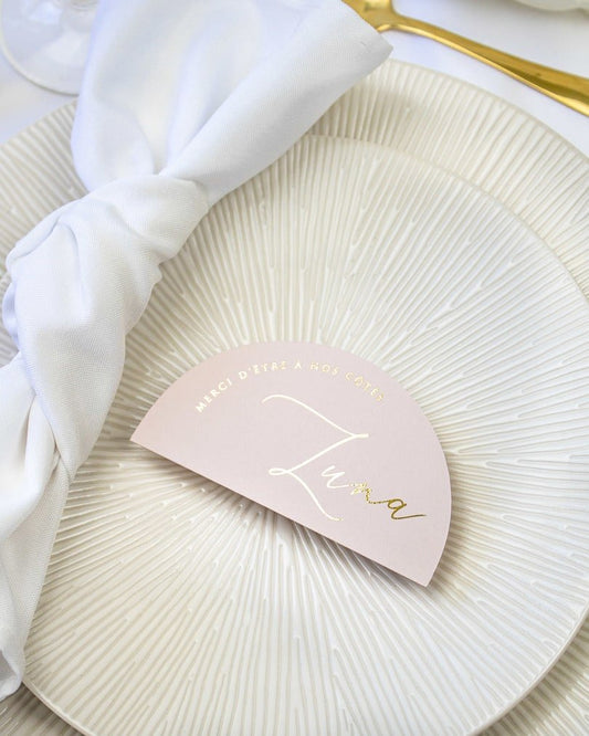 "Abby - Marque-place" – Marque-place chic, élégant et romantique avec dorure or pour réception de mariage – Papeterie de mariage - Wedding stationery - Création Luxe Carterie Studio