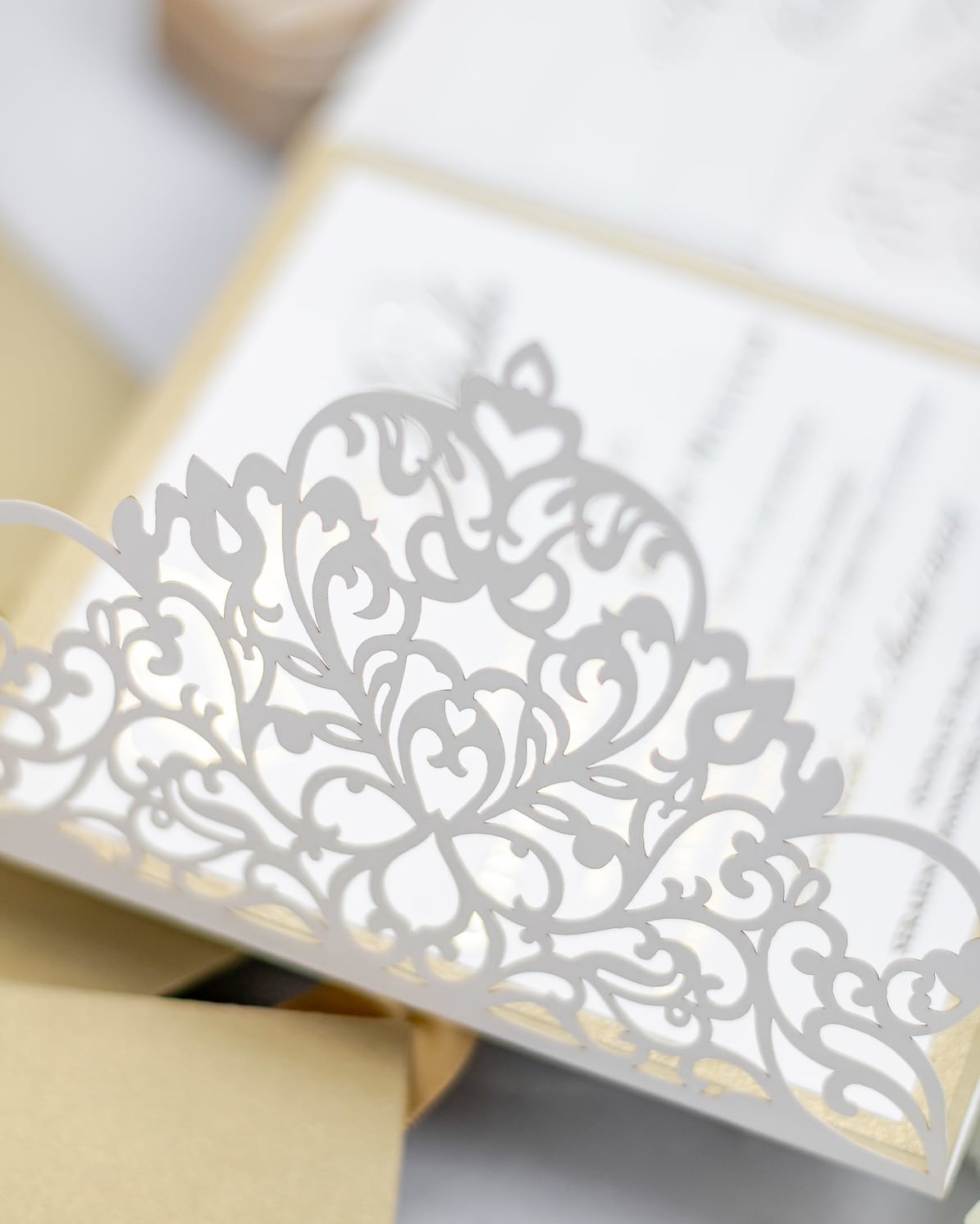 "Alexia" - Faire-part de mariage laser cut élégant et romantique avec dorure or - Wedding stationery - Création Luxe Carterie Studio