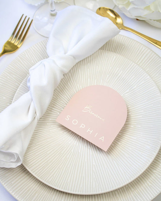 "Alya - Marque-place" – Marque-place chic, élégant et romantique avec dorure or pour réception de mariage – Papeterie de mariage - Wedding stationery - Création Luxe Carterie Studio