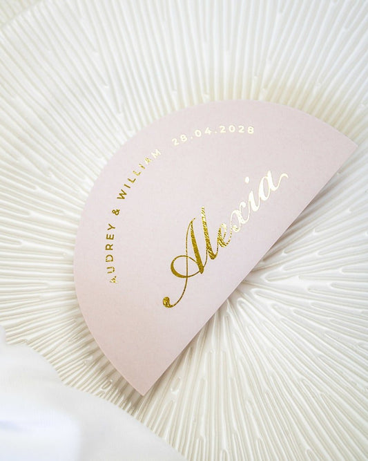 "Asia - Marque-place" – Marque-place chic, élégant et romantique avec dorure or pour réception de mariage – Papeterie de mariage - Wedding stationery - Création Luxe Carterie Studio