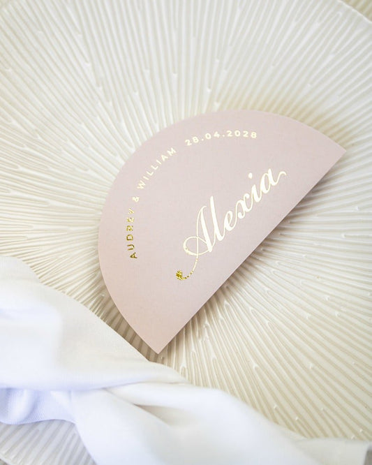 "Asia - Marque-place" – Marque-place chic, élégant et romantique avec dorure or pour réception de mariage – Papeterie de mariage - Wedding stationery - Création Luxe Carterie Studio