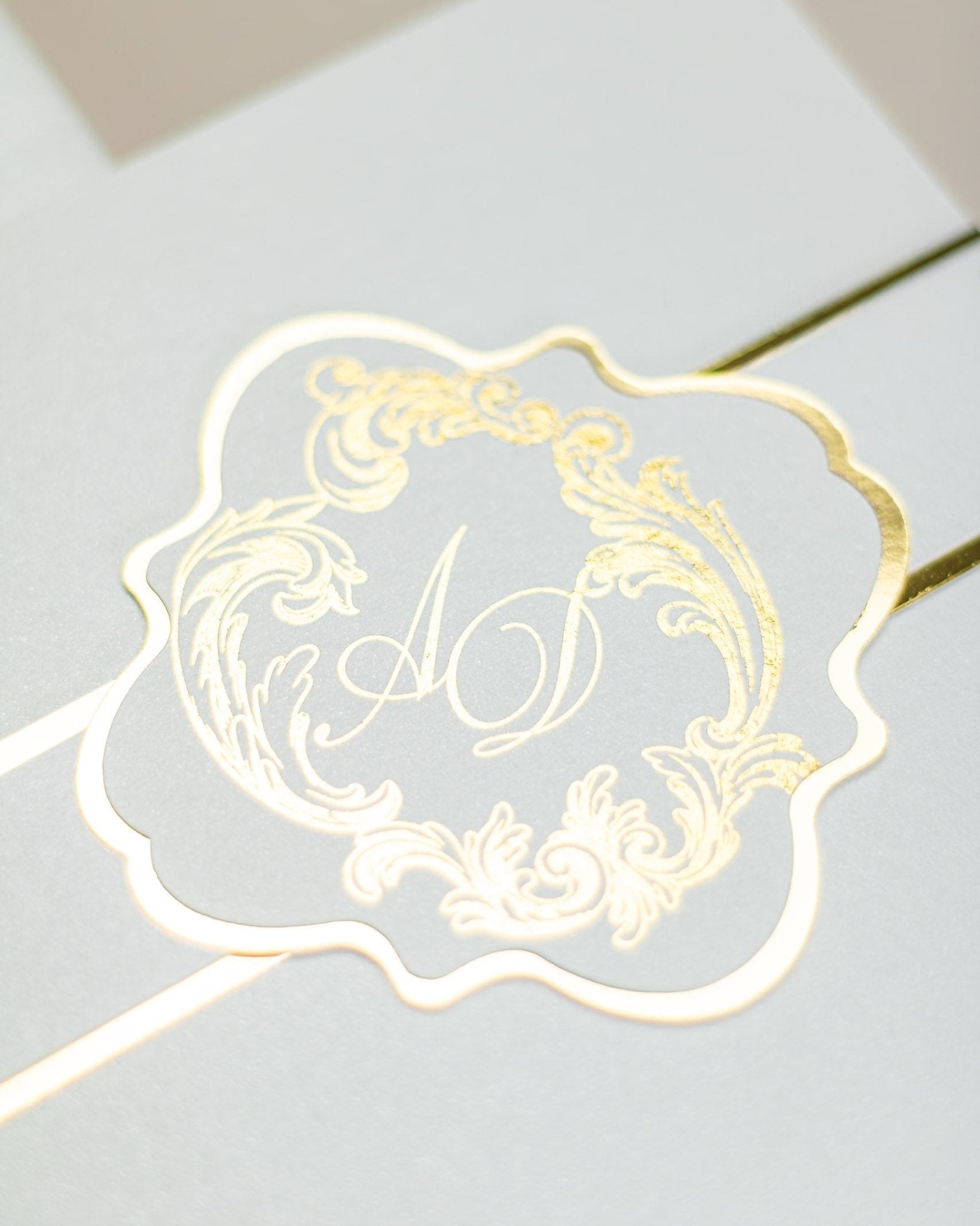 "Bleuet" - Faire-part de mariage chic, élégant et romantique avec dorure or - Wedding stationery - Création Luxe Carterie Studio