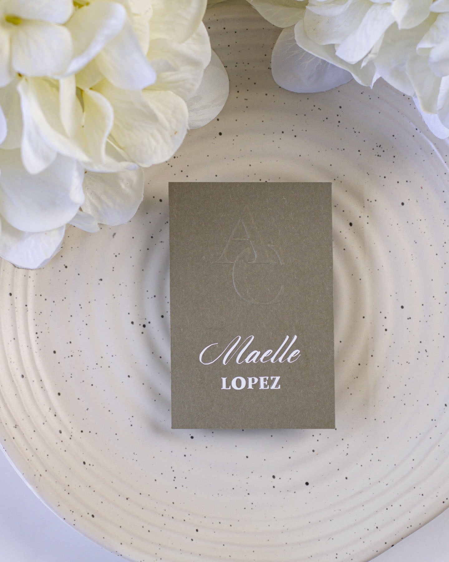 Clara - Marque - place - Marque - place - Luxe Carterie Studio