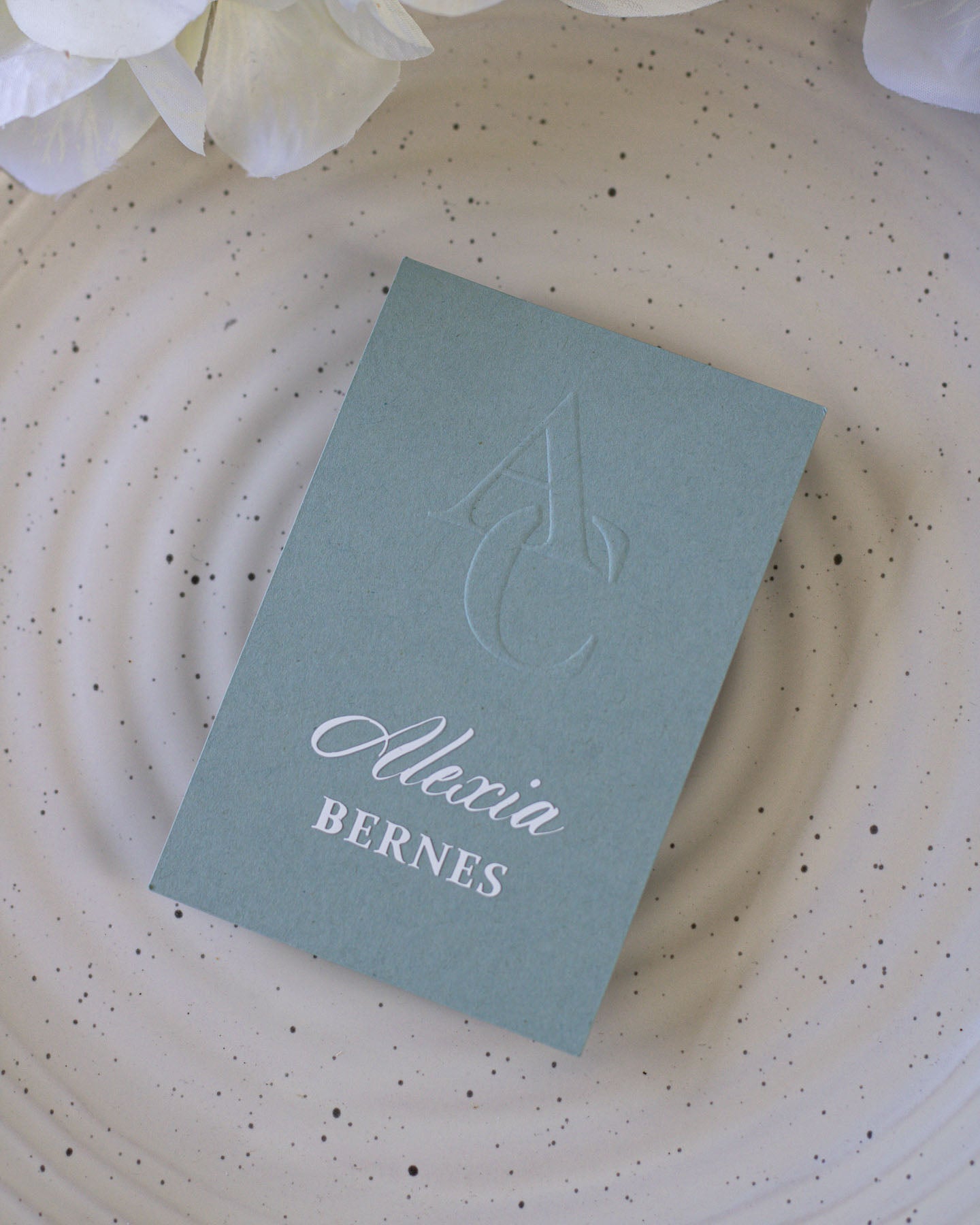 Clara - Marque - place - Marque - place - Luxe Carterie Studio