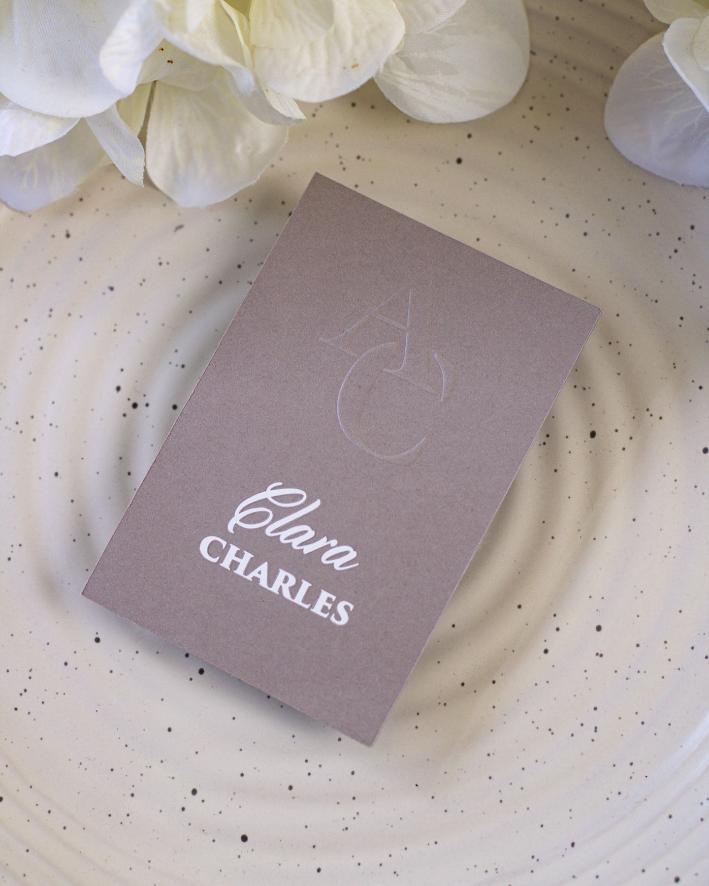 Clara - Marque - place - Marque - place - Luxe Carterie Studio
