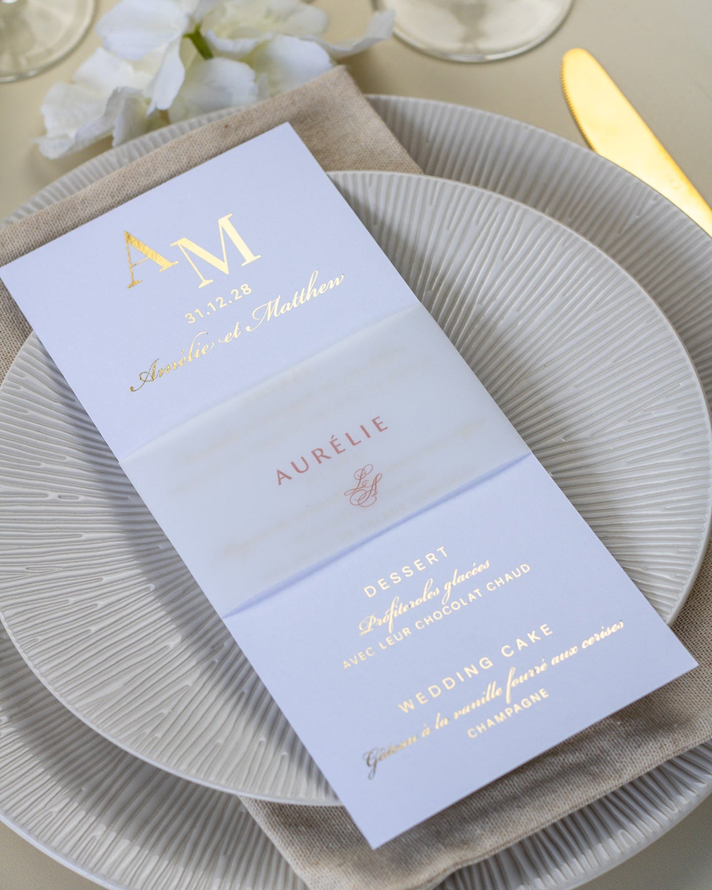 Cloé - menu & marque - place - Menu - Luxe Carterie Studio