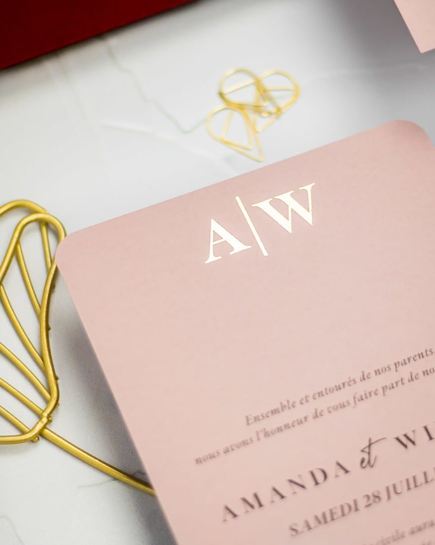 "Ecrin" - Faire-part de mariage moderne, chic et élégant avec dorure or – Wedding stationery - Création Luxe Carterie Studio