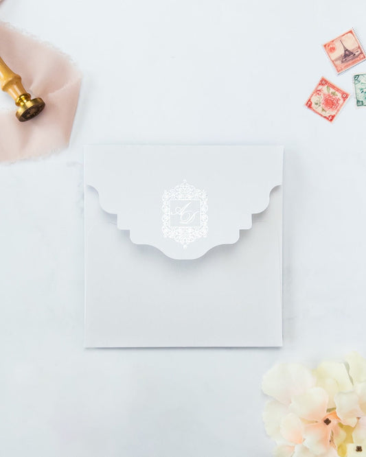 ELORA - Enveloppe épaisse Initiales - Enveloppe - 12 cm x 16.5 cm - Luxe Carterie Studio