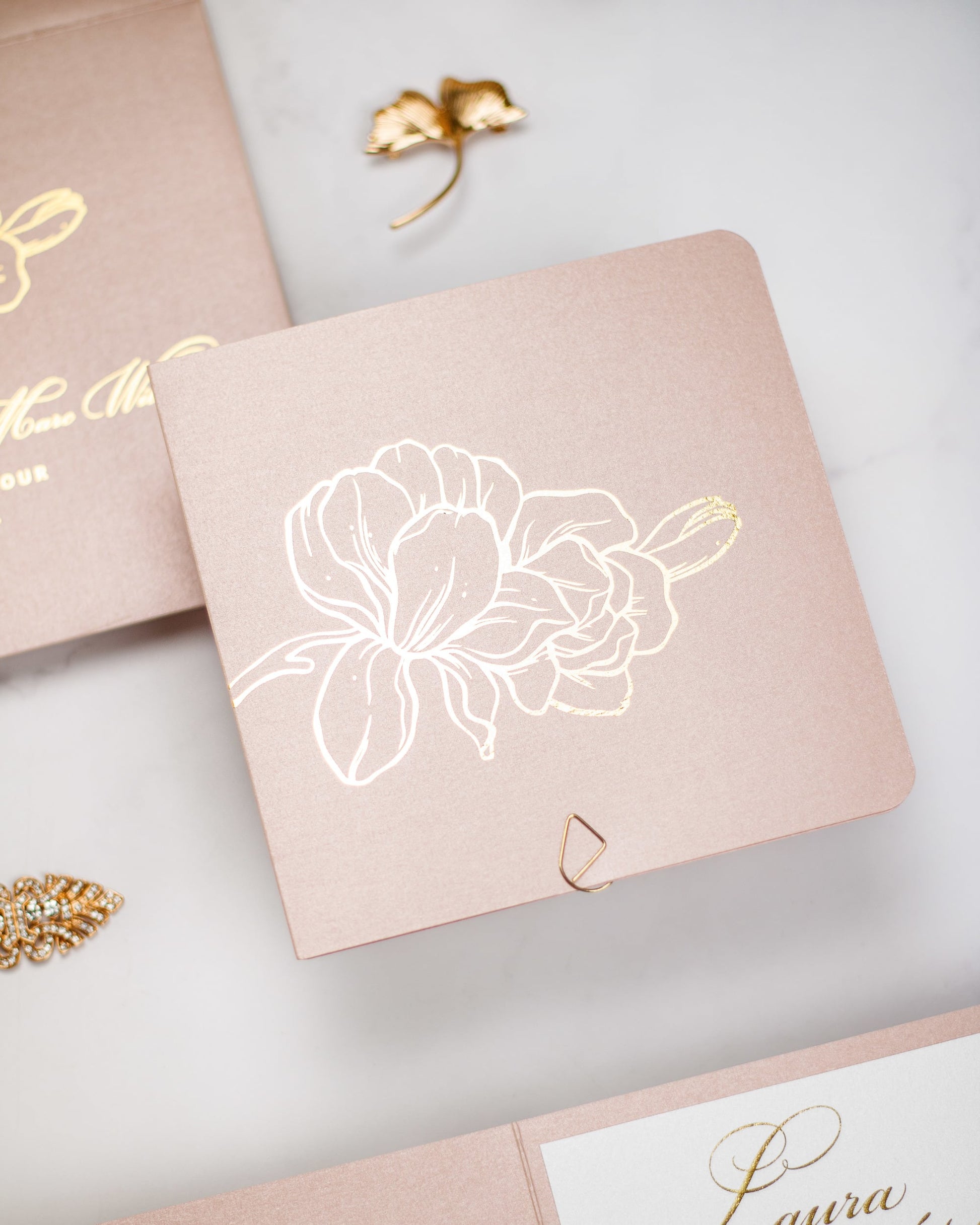 "Alamanda" - Faire-part de mariage chic, élégant et romantique avec dorure or - Wedding stationery - Création Luxe Carterie Studio
