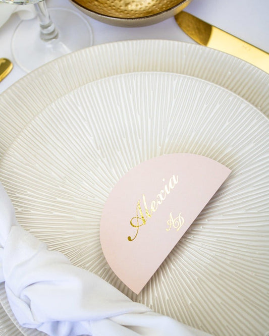 "Gloria - Marque-place" – Marque-place chic, élégant et romantique avec dorure or pour réception de mariage – Papeterie de mariage - Wedding stationery - Création Luxe Carterie Studio