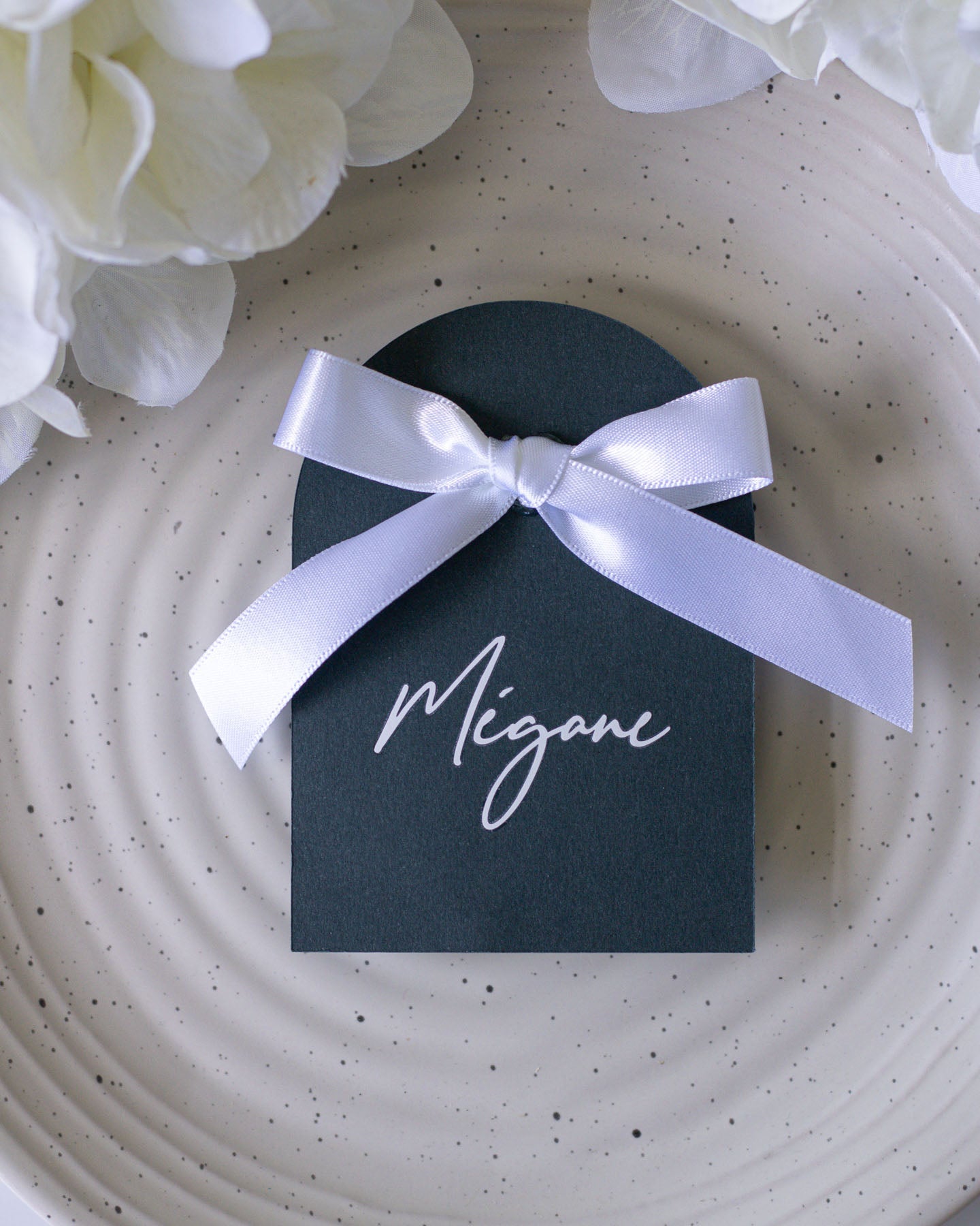 Kelly - Marque - place - Marque - place - Luxe Carterie Studio