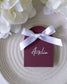 Kelly - Marque - place - Marque - place - Luxe Carterie Studio
