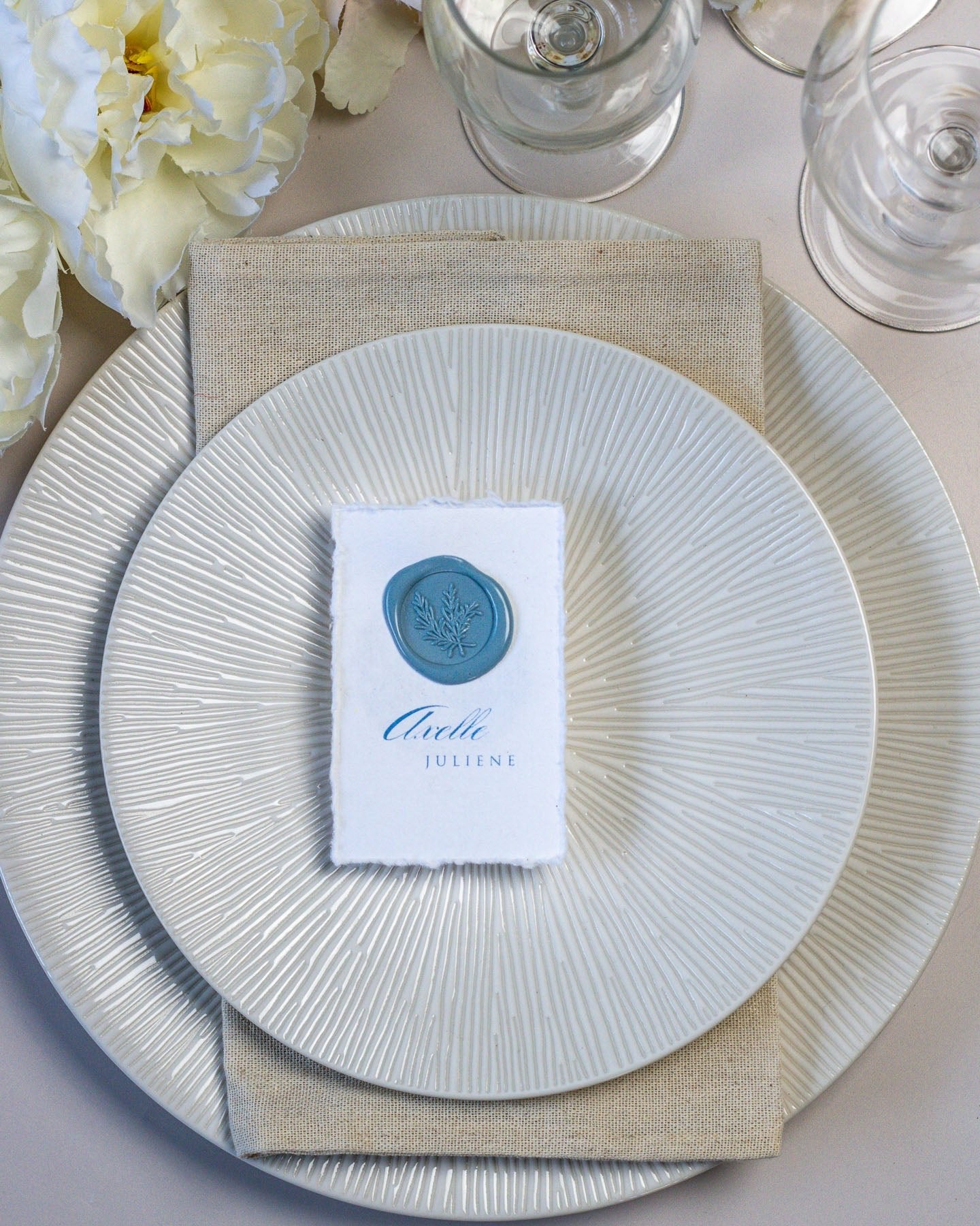 Lou - Marque - place - Marque - place - Luxe Carterie Studio