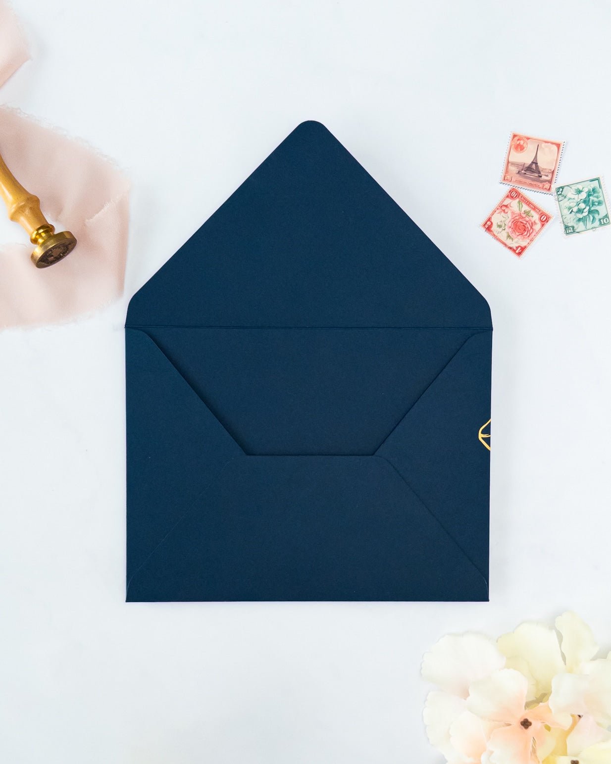 MALVA - Enveloppe épaisse avec Dorure - Enveloppe - 12 cm x 16.5 cm - Luxe Carterie Studio