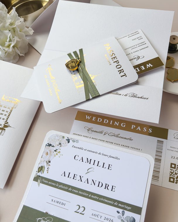 Mila - Passeport - Faire - part - Sans pochette - Aucune enveloppe - Luxe Carterie Studio