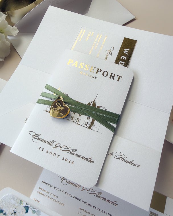 Mila - Passeport - Faire - part - Sans pochette - Aucune enveloppe - Luxe Carterie Studio