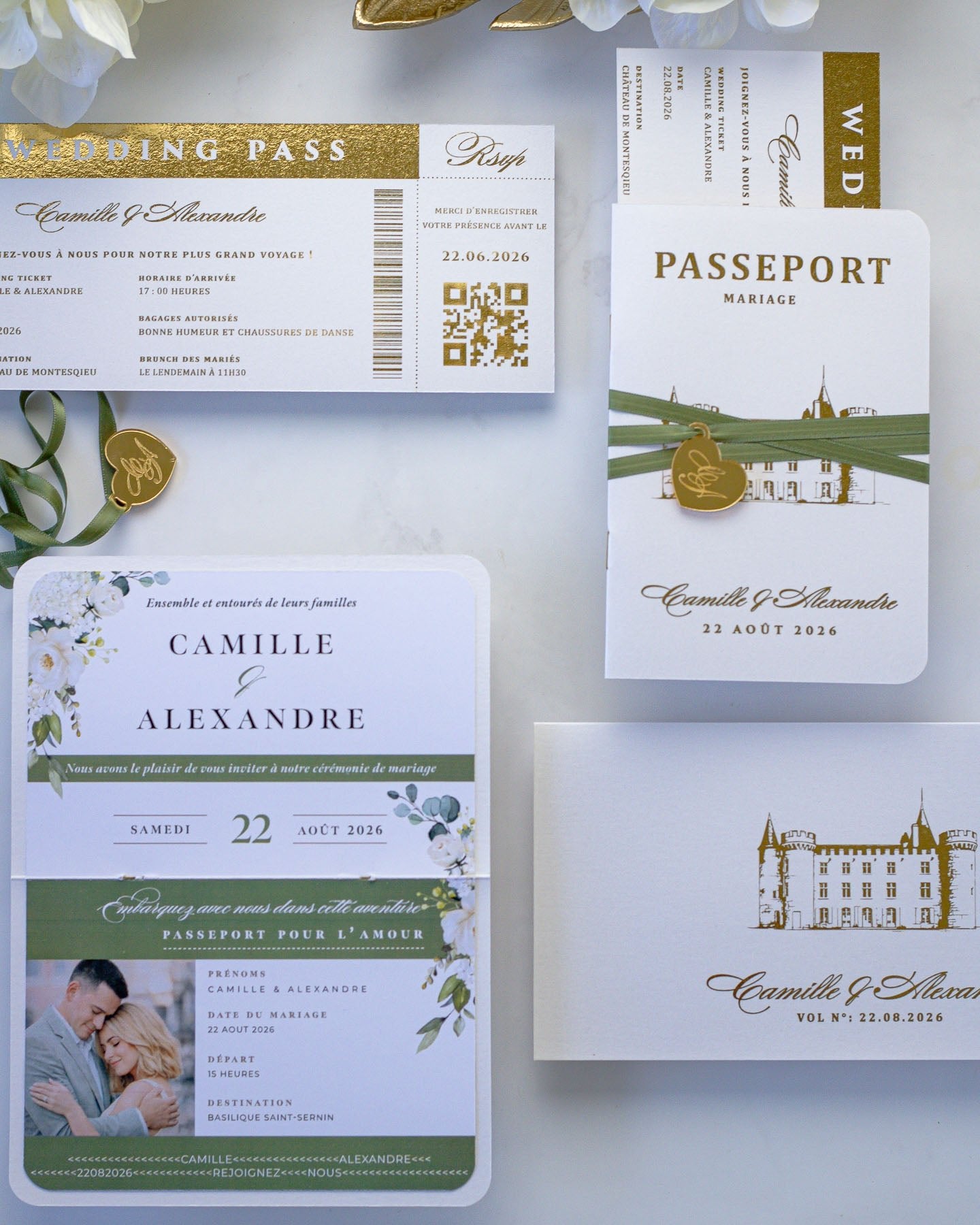 Mila - Passeport - Faire - part - Sans pochette - Aucune enveloppe - Luxe Carterie Studio