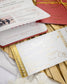 "Ruby - Passeport" - Faire-part de mariage passeport, wedding destination, chic, original et romantique avec dorure or - Création Luxe Carterie Studio
