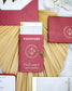 "Ruby - Passeport" - Faire-part de mariage passeport, wedding destination, chic, original et romantique avec dorure or - Création Luxe Carterie Studio