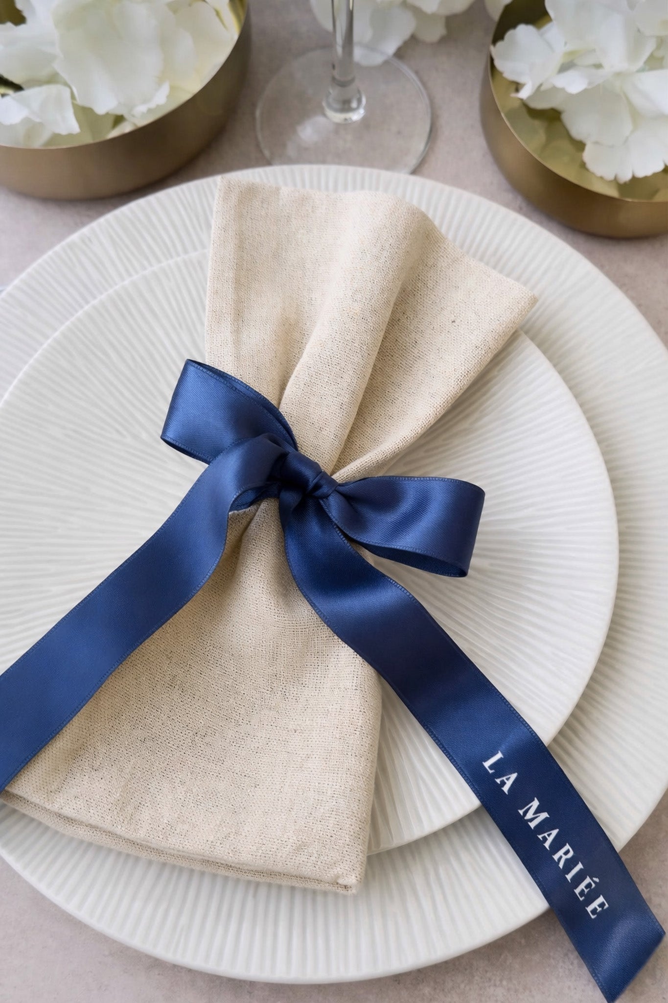Sya - Ruban satin 3,5 cm - Marque - place - Marque - place - Luxe Carterie Studio